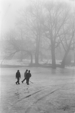 after-school-on-the-frozen-river-rubjel-2011