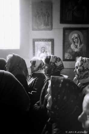Eastertide Light, Easter Monday Service, Azdamichy 2015, F1050032(2015105-.jpg