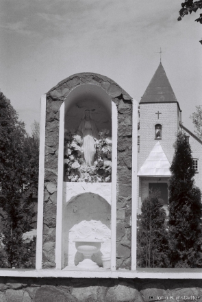 1.Marian Shrine, Kamjen' 2013, 2013150-11A