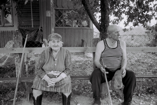 1.Portraits of Tsjerablichy, Babulja Natasha & Her Neighbor Dzjed Khvjedar, Tsjerablichy 2015, 2015314- (F1040004