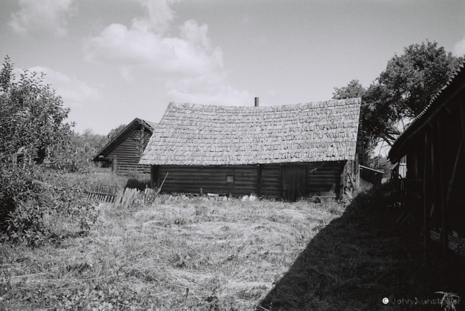 1.Traditional-Shingle-Roof-Krupli-2016-2016248c-15