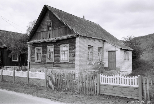 10b.Old-House-with-Brandmaurs-Firewalls-Halshany-2018-2018214_27A