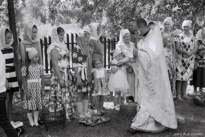 10d.Blessing of Apples with Water, Jablychny Spas, Azdamichy 2017, 2017208- (F1190008