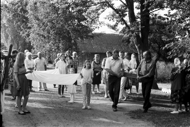 10d.Lining-up-for-the-Procession-Papshychy-2019-2019077-09