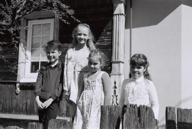 Kids-from-Evangelical-Church-after-Sunday-Service-Stoubtsy-2018-2018088b_06A