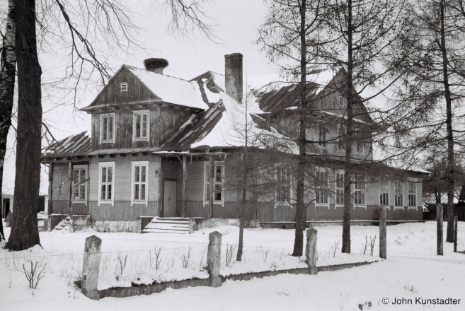 12a.Polish-Era-School-in-Zakopane-Style-Mjadzvjedzichy-2011-2011061-06