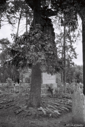 13b.World War I Cemeteries XXIII, German Regimental Memorial, Narach 2018, 2018119a_15A