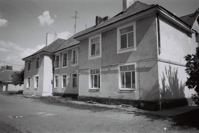13f.Polish-era-Functionalist-Style-Railroad-Workers-Housing-Stoubtsy-2017-2017129-32A