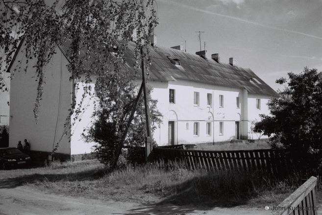 Polish-era-functionalist-style-housing-for-customs-officials-Tytava-Street-Stoubtsy-2017-2017130a-8A