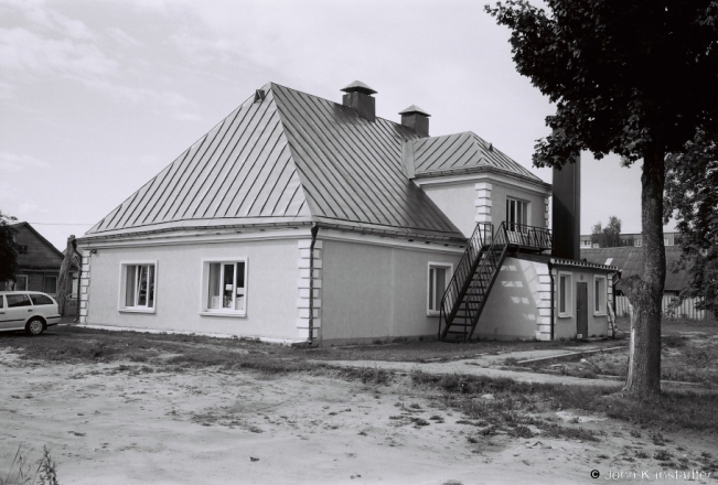 14b.Remodelled-Polish-Era-Building-in-Functionalist-National-Style-Ashmjany-2018-2018214_25A