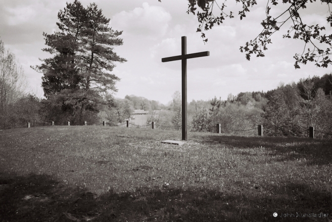 14e.World-War-I-Cemeteries-LXI-German-WWI-Cemetery-2-Hrushoushchyna-2016-2016151-13A