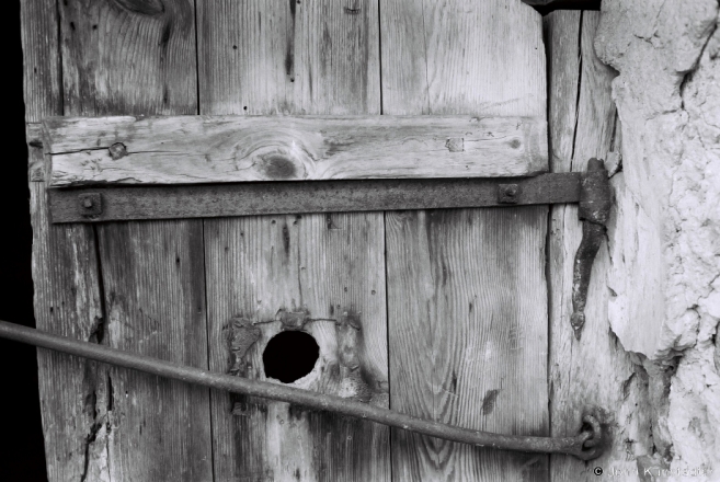 16c.Detail-of-Former-Estate-Granary-Pobojew-Dvór-Kutniki-Vaukavysk-Dist.-2015-2015125-34A