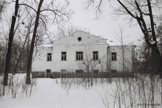 17b.Rear-Facade-Former-Manor-House-of-the-Navitski-Family-Savjejki-2011-2011062a-13A