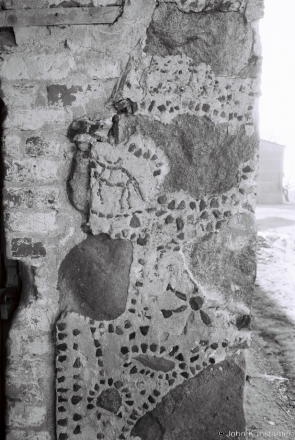 18f.Detail of Gallettes on Stone Barn, Pahoshcha 2018, 2018009- (F1170032