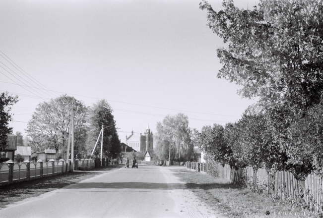 19.Churches of Belarus CCXCVII, View toward R.C. Church of the Apostles Peter & Paul, Zhuprany 2018, 2018266_26A