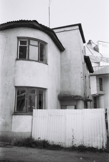 1937-Building-in-Constuctivist-Style-Budzjonnaha-Street-7-Bjeras'tsje-2018