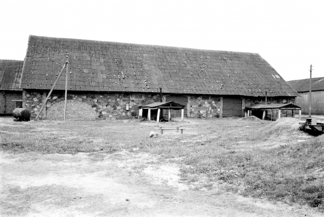 19a.Barn-Former-Estate-of-the-Akushka-Family-Kanstantsinava-Kanstantsinau-Dvor-2019-2019080a-13A