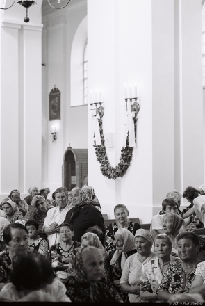1a.Holy Communion, Feast of St. Bartholomew, Nalibaki 2015, 2015304-18A(000048