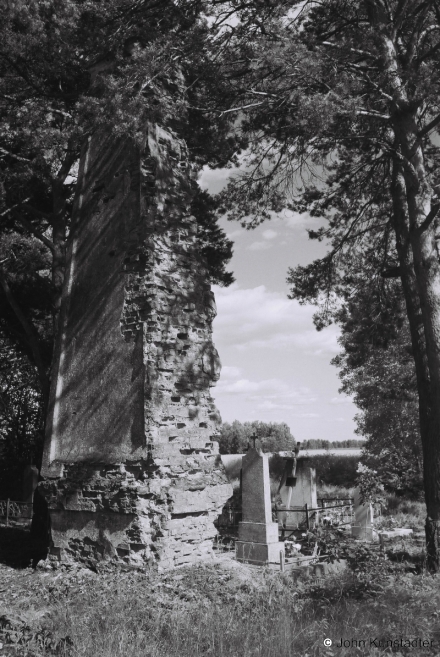 1a.Nineteenth-Century-Burial-Monument-Bajarki-Cemetery-Lida-Dist.-2014-2014248-11A
