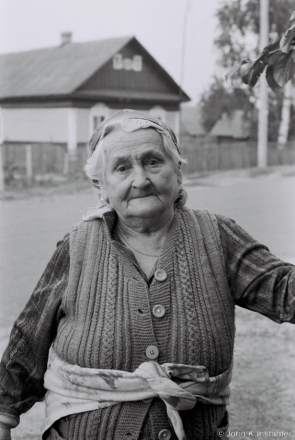1a.Portraits of Tsjerablichy, Babulja Natasha, Tsjerablichy 2015, 2015314- (F1040020