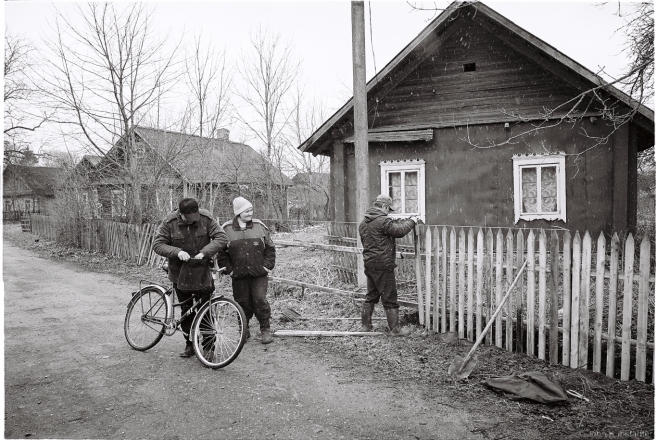 1b.Building a New Fence, Vojshtavichy 2016, 2016098- (000053