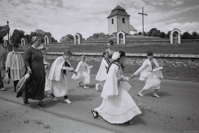 Corpus Christi Procession, Church of Corpus Christi, Kramjanitsa 2014, F1090015(2014252-