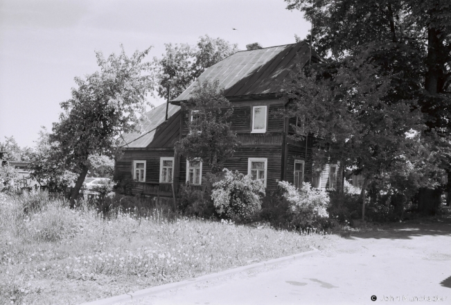1b.Pre-World War II House(?), Valozhyn 2018, 2018123b_11A