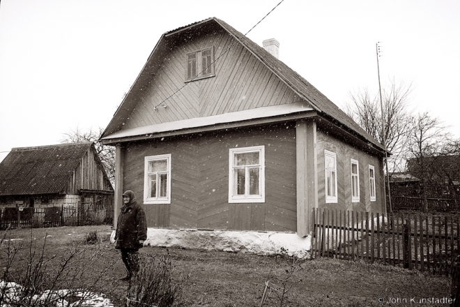 1c.Waiting-for-the-Mailman-Vojshtavichy-2016-2016098-5A2