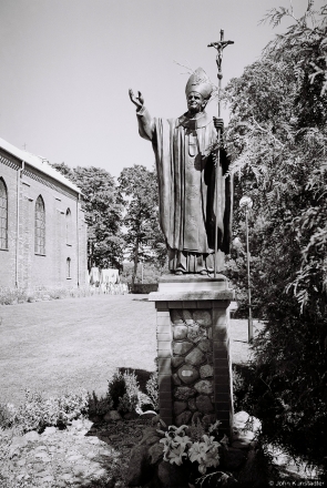 1d.Statue of St. John Paul II with Procession in Background, Feast of St. Roch, Narach (Kabyl'nik) 2015, 2015278-17