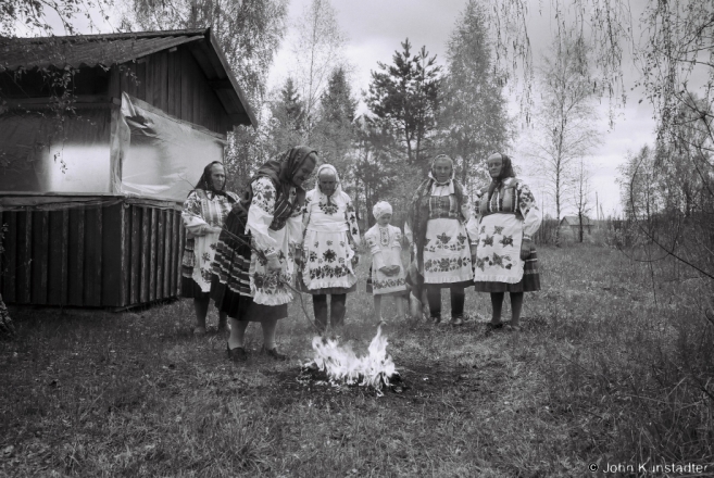 1e.Burning Last Year's Clothes of the Maiden-Turned-to-Stone, Holy Saturday, Daniljevichy 2016, 2016133- (F1030028
