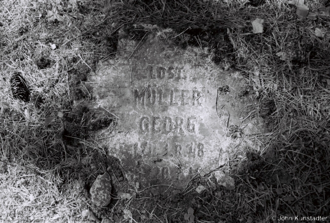 1g.WWI-Cemeteries-LXXVII-German-WWI-Cemetery-Bujki-2018-2018090a_25