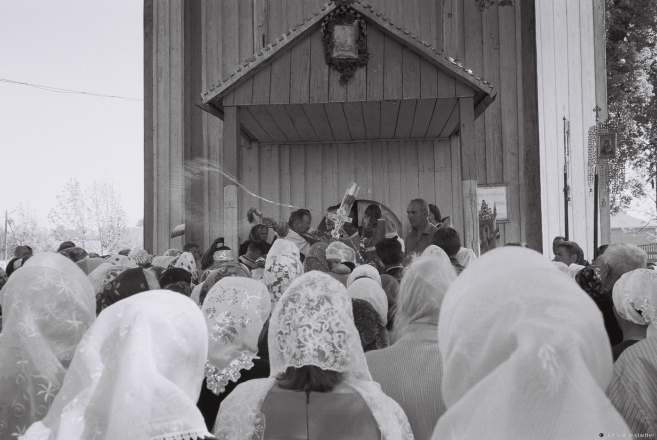 2.End of Procession Blessing of Parishioners, Feast of the Resurrection, Al'homjel' 2013, 2013114-18A