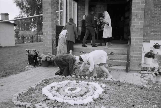 2.Flower Path for Archbishop, Feast of St. John Evangelist, V. Maljeshava 2018, 2018102b_30A