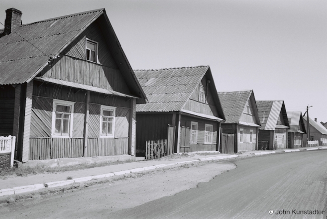 2.Houses-along-Main-Street-Kabylnik-Narach-2015-2015223-19A