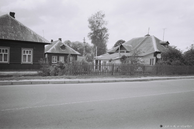 2.Zakopane-style Civil-Servants' Quarter, Savjetskaja Street, Hlybokaje 2016, 2016246b- (F1050037