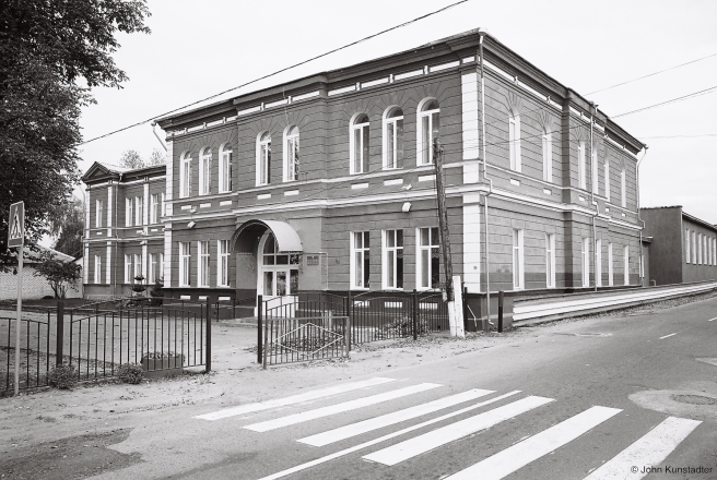 High-School-Early-19th-Century-Neoclassicism-Chervjen'-2015-2015355-33