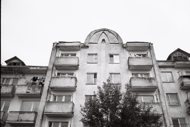 23b.Apartment-Block-in-Late-Soviet-Brutalist-Style-Chervjen-Ihumjen-2015-2015356-13