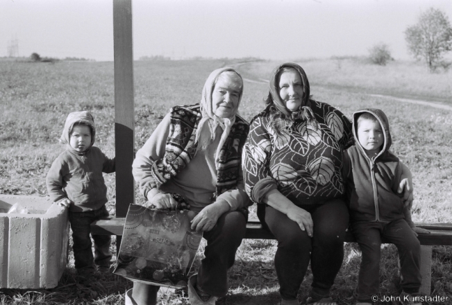 2a.Belarus in Faces, Waiting for the Mobile Store,  Ivashkautsy 2018, 2018266_03A