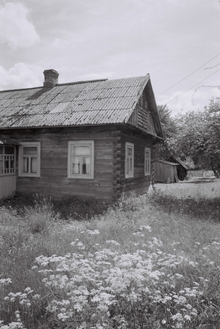 2a.House-with-Volhynia-Style-Corners-Khabovichy-2013-2013187-12A