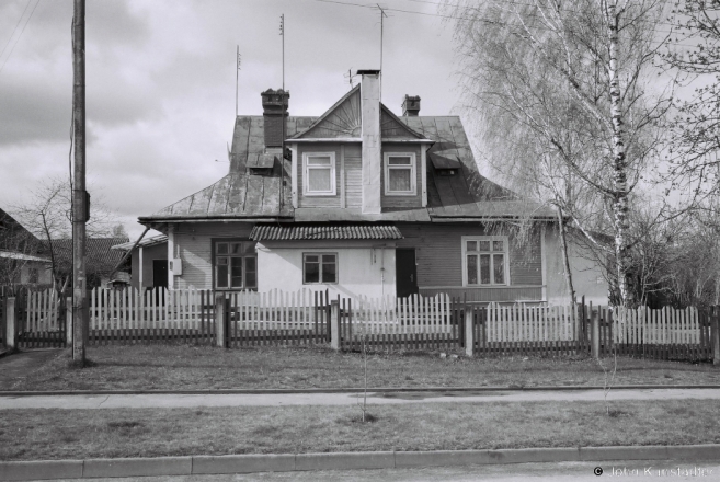 2a.Polish-Era Zakopane Style, vul. Kutuzava, Vaukavysk 2017, 2017082e- (F1180021
