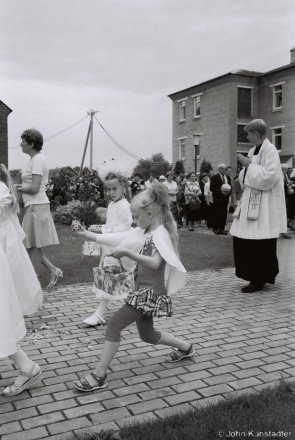 2b.Assumption-Day-Procession-Mijory-2011-2011241-23