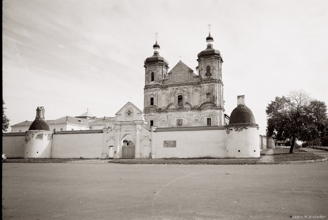 2b.Exterior-View-of-Former-Jesuit-Monastery-Now-Orthodox-Mens-and-Womens-Monastery-of-the-Birth-of-the-Holy-Mother-of-God-Juravichy-2015-2015361-7A