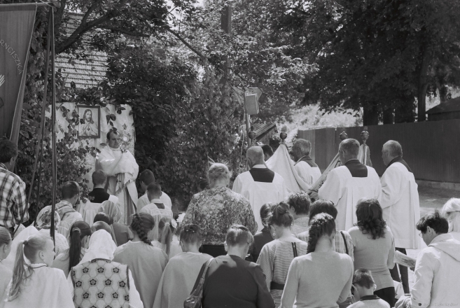 Corpus Christi Procession, Church of Corpus Christi, Kramjanitsa 2014, F1060024(2014251-