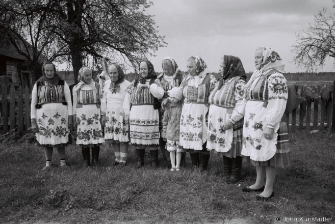 2c.Easter Morning Dressing of Crosses, Daniljevichy 20162016138a- (F1160003