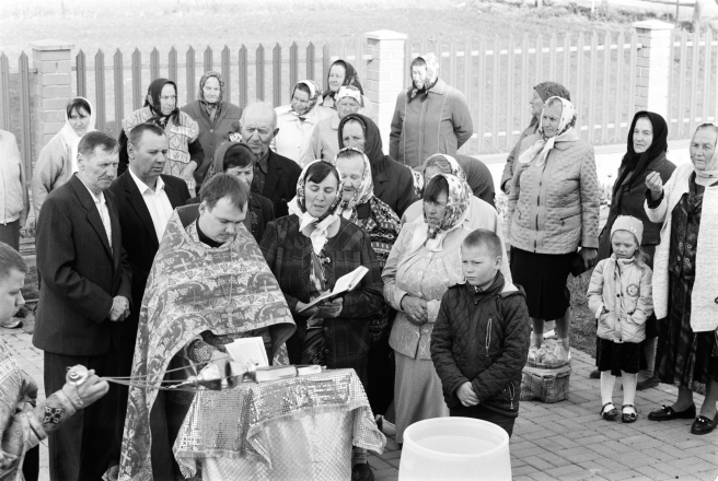 2c.Blessing-Water-at-the-Beginning-of-the-Patronal-Feast-of-the-Resurrection-Tsjerablichy-2019-2019049-0A