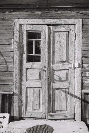 2c.Door, Pre-War Wooden House, Ashmjany 2015, 2015344-6A (000040