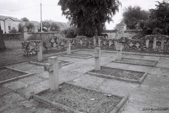 2c.Polish-Cemetery-for-Soldiers-Fallen-in-the-1919-21-War-against-the-Bolsheviks-Polish-Cemetery-and-Memorials-Kobryn-2013-2013189a-25A