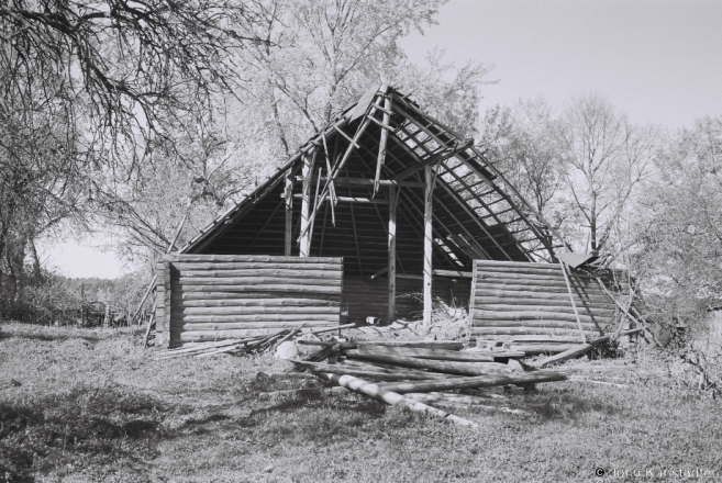 2c.Traditional-Northern-Style-Granary-Zhodzishki-2014-2014111-34A