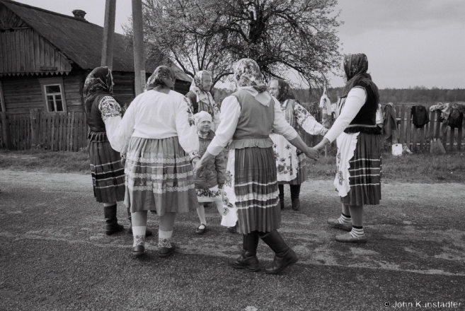 2d.Easter Morning Dressing of Crosses, Daniljevichy 20162016138a- (F1160007