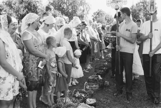 2d.Blessing-of-Apples-Jablychny-Spas-Feast-of-the-Transfiguration-Tsjerablichy-2019-2019173-33A